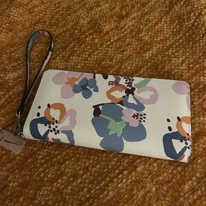 Parfois Floral Women's Wristlet Wallet